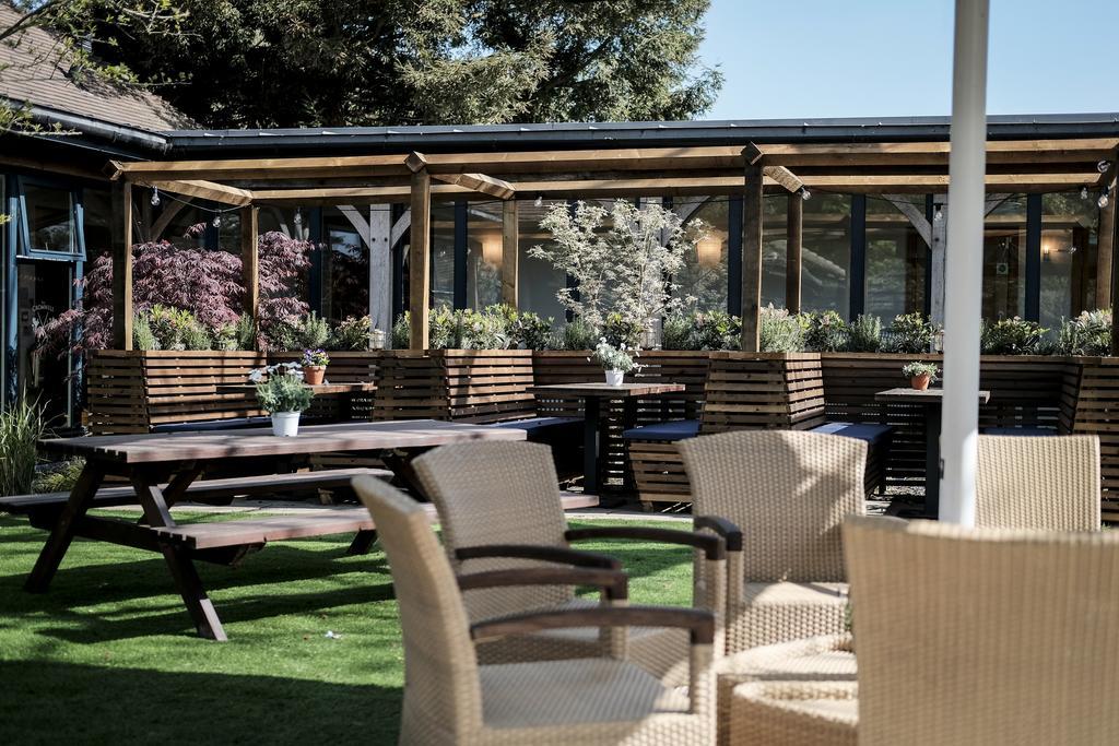 Cromwell Arms Country Pub With Rooms رومسي المظهر الخارجي الصورة