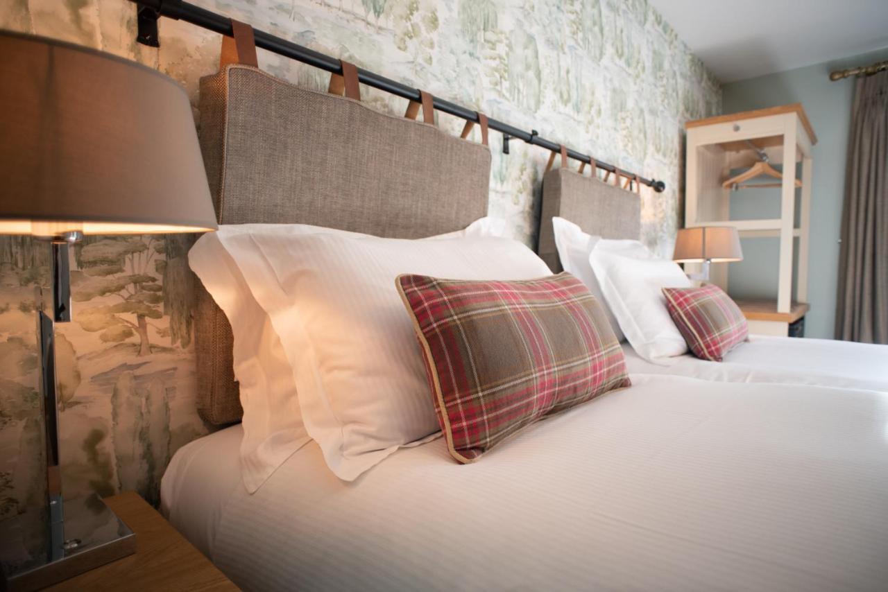 Cromwell Arms Country Pub With Rooms رومسي المظهر الخارجي الصورة